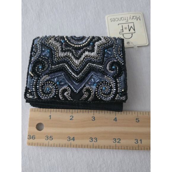 Mary Frances Elegant Beaded Petite Wallet Magnetic Closure Made India Blue - Picture 6 of 7